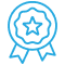Icône de médaille ou badge bleu avec une étoile au centre et rubans, symbolisant la qualité, la certification ou une récompense.